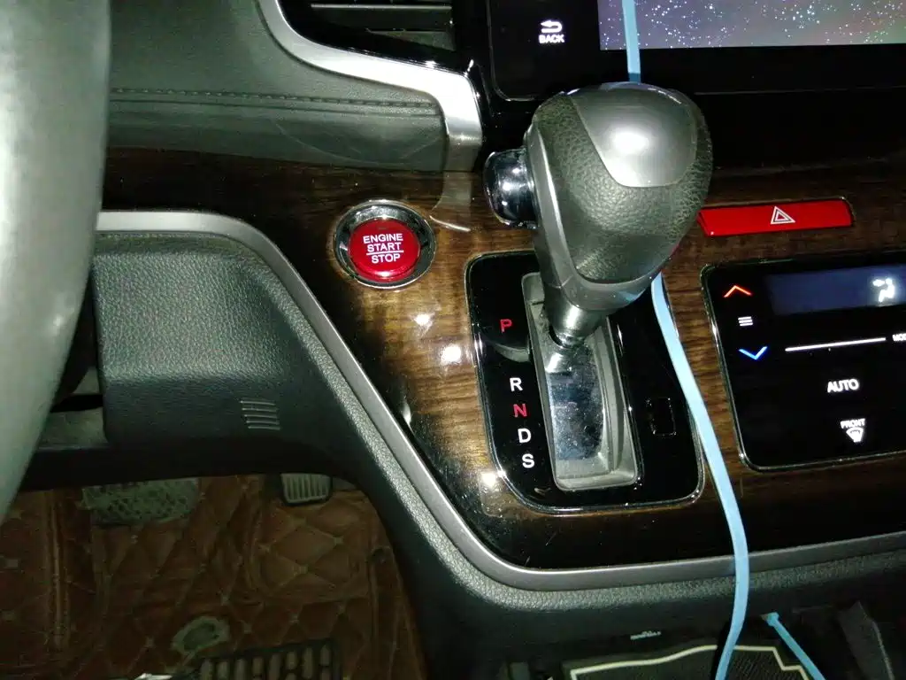 Honda Odyssey 2015 — фото 15