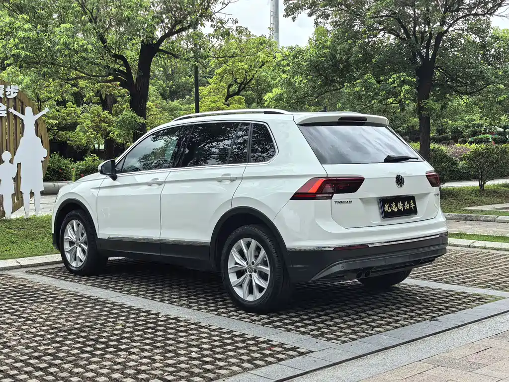 Volkswagen Tiguan 2019 — фото 7