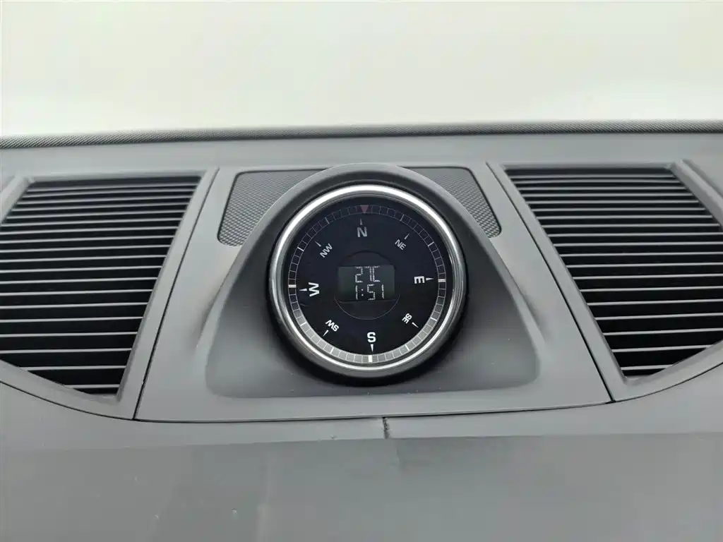 Porsche Macan 2021 — фото 9