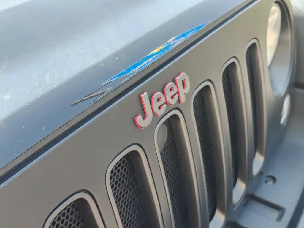 Jeep Wrangler 2017 — фото 12