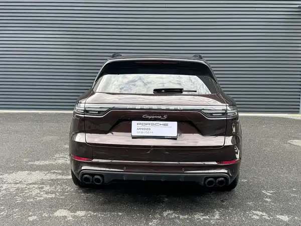 Porsche Cayenne 2023