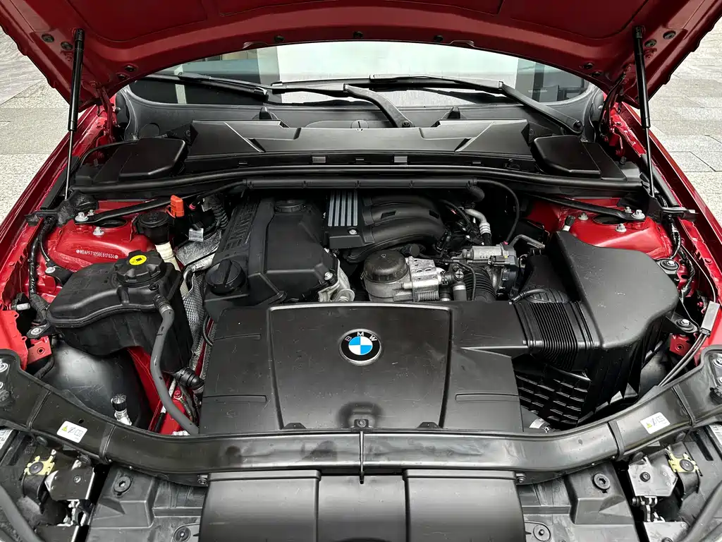 BMW 3 Series 2012 — фото 18
