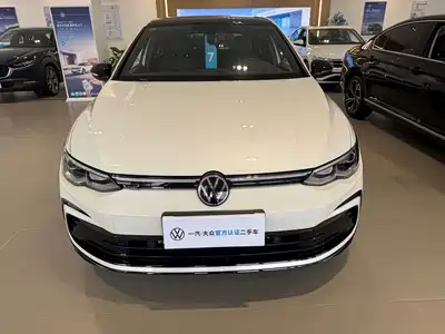 Volkswagen Golf 2023
