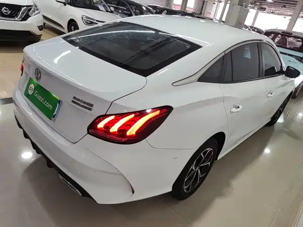 MG MG5 2021