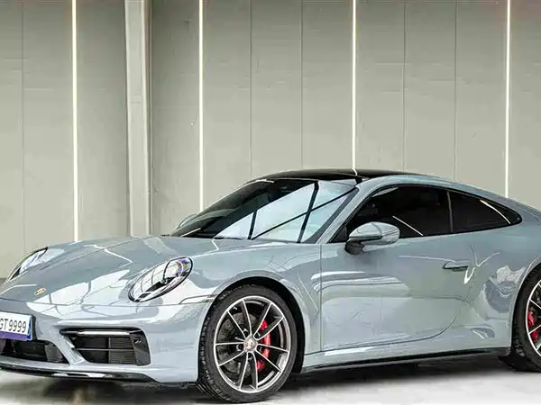 Porsche 911 2023