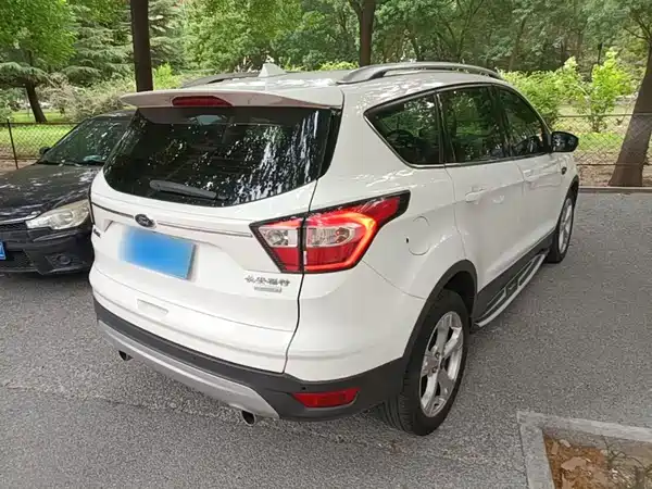 Ford Kuga 2017