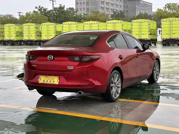 Mazda 3 Axela 2021