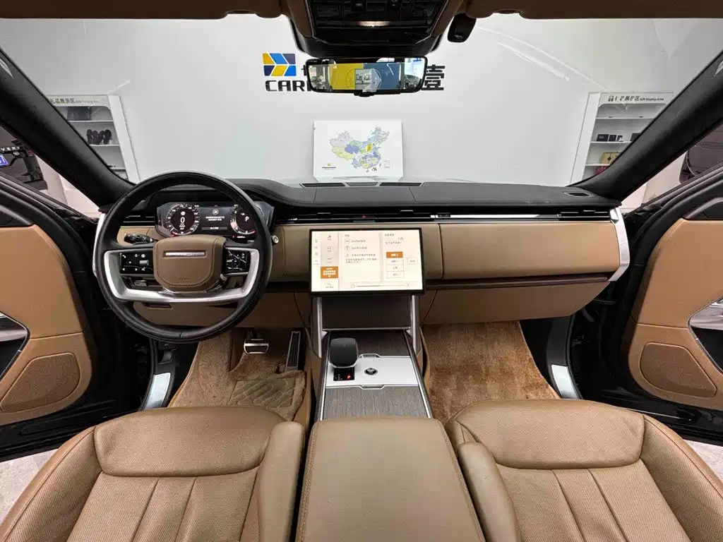 Land Rover Range Rover 2024 — фото 11