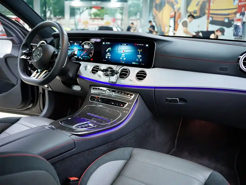 Mercedes-Benz E-Class AMG 2023 — фото 49