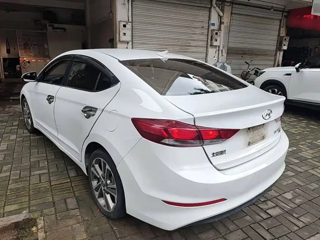Hyundai Celesta 2018 — фото 5