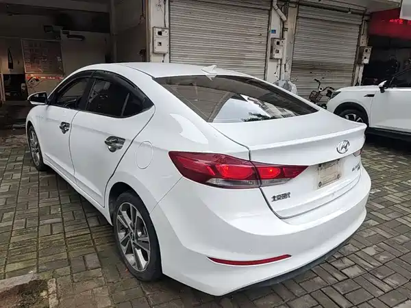 Hyundai Celesta 2018