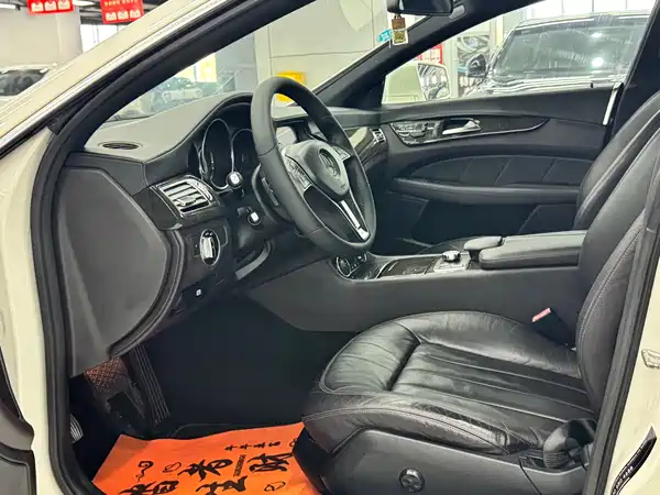 Mercedes-Benz CLS 2012