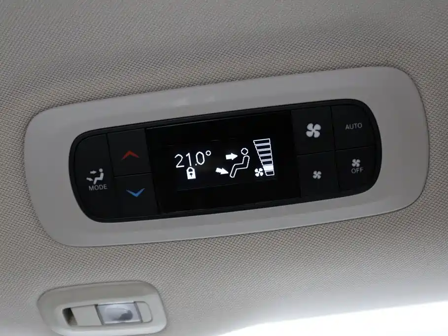 Chrysler Grand Voyager 2019 — фото 16