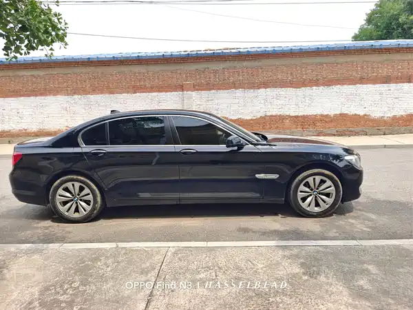 BMW 7 Series 2009