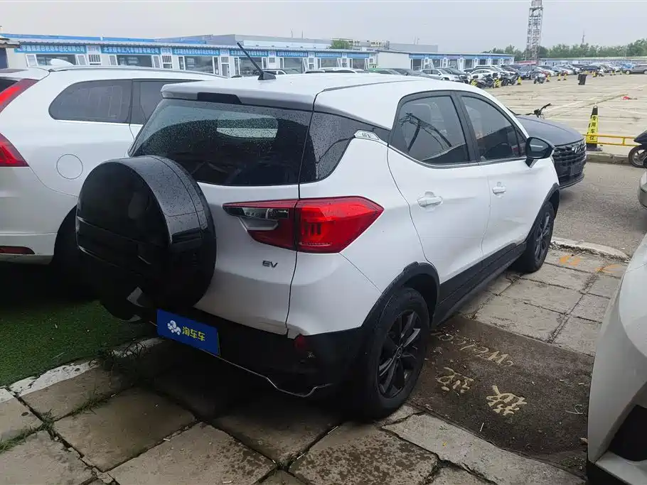 BYD Yuan EV 2019