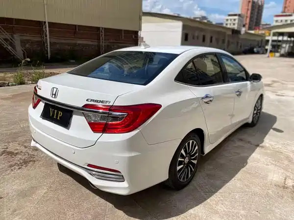 Honda Crider 2014
