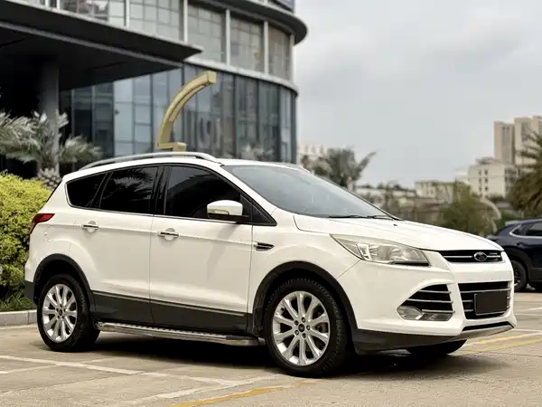 Ford Kuga 2014