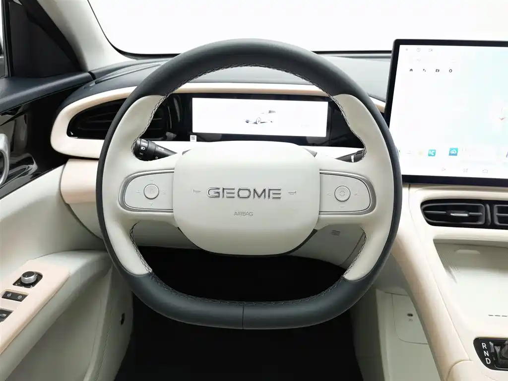 Geely Galaxy Starwish 2025 — фото 11