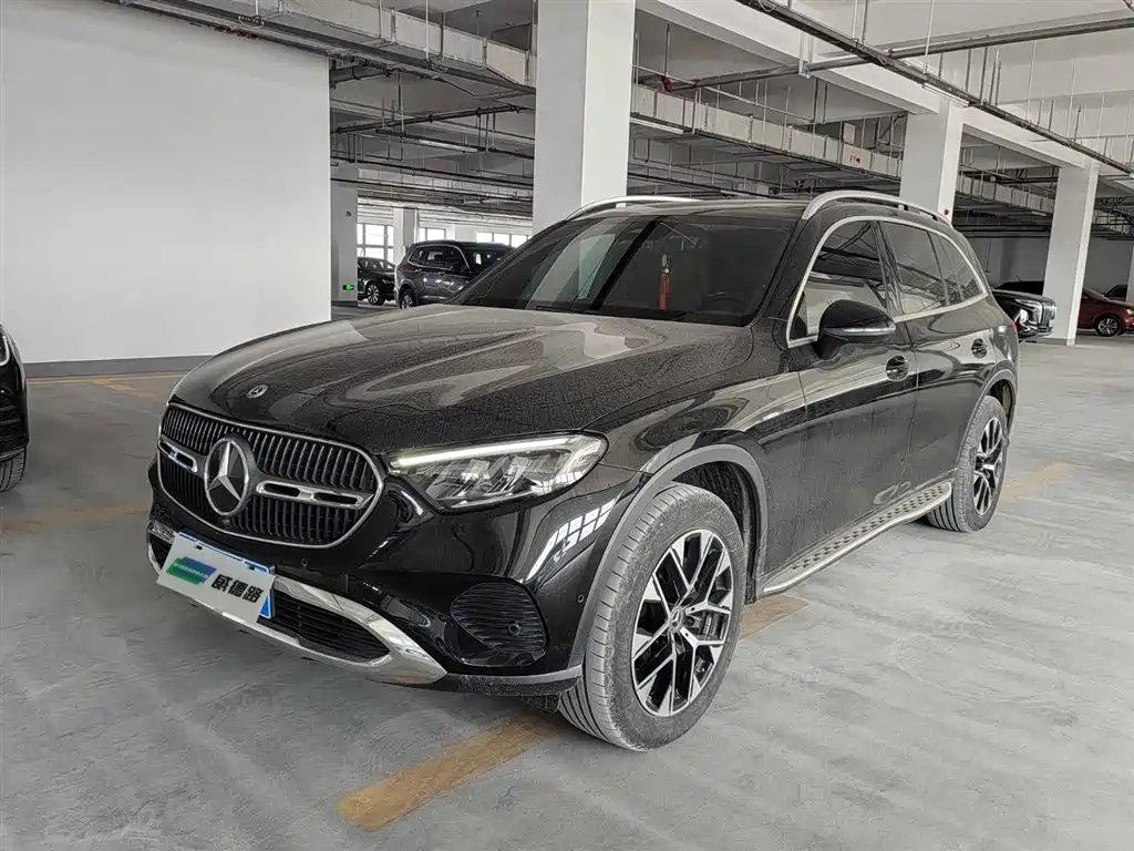 Mercedes-Benz GLC 2023 — фото 1