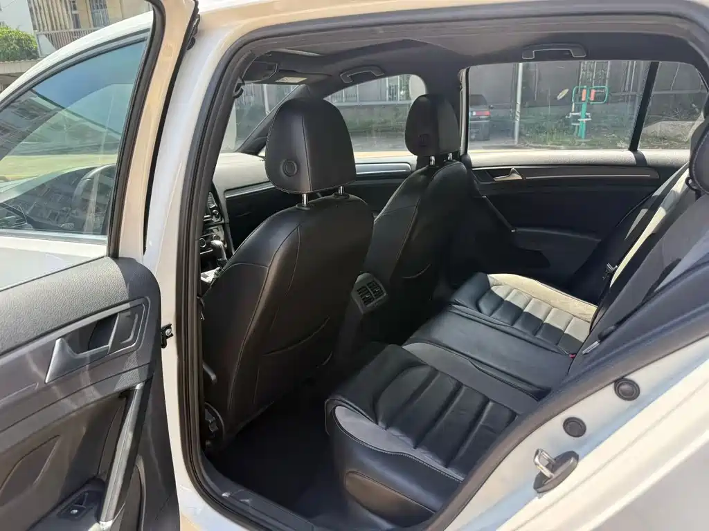 Volkswagen Golf 2017