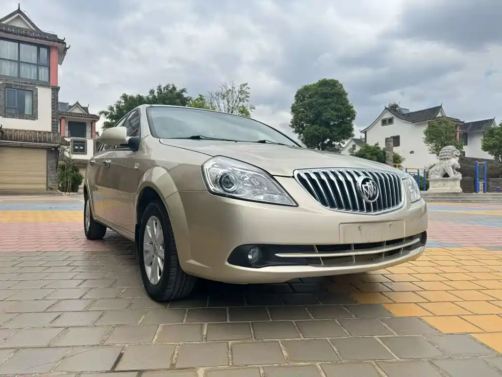 Buick Excelle 2013