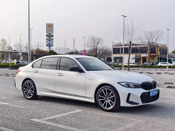 BMW 3 Series 2024