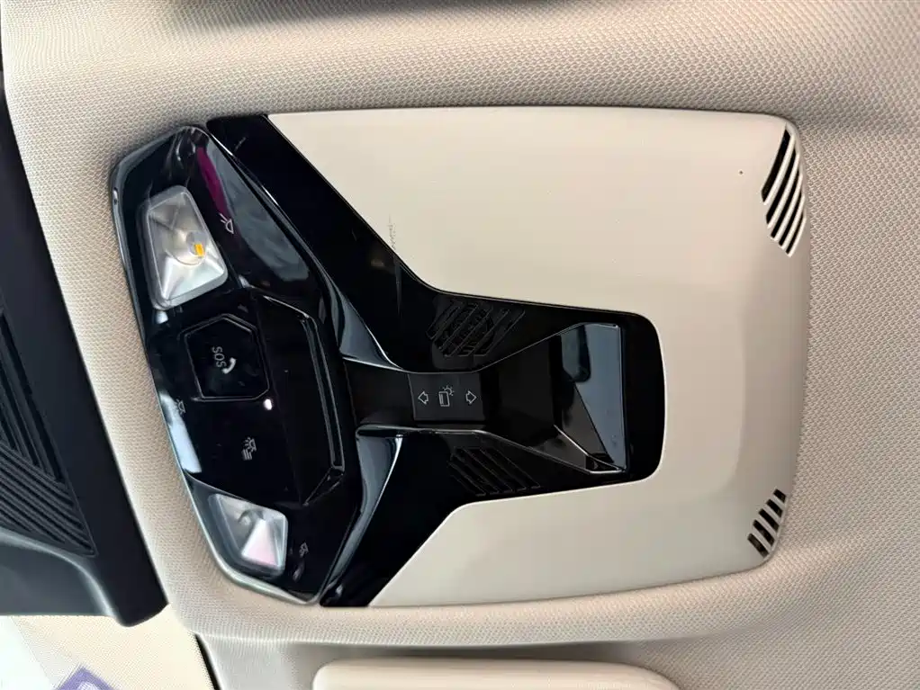 BMW X1 2023 — фото 14