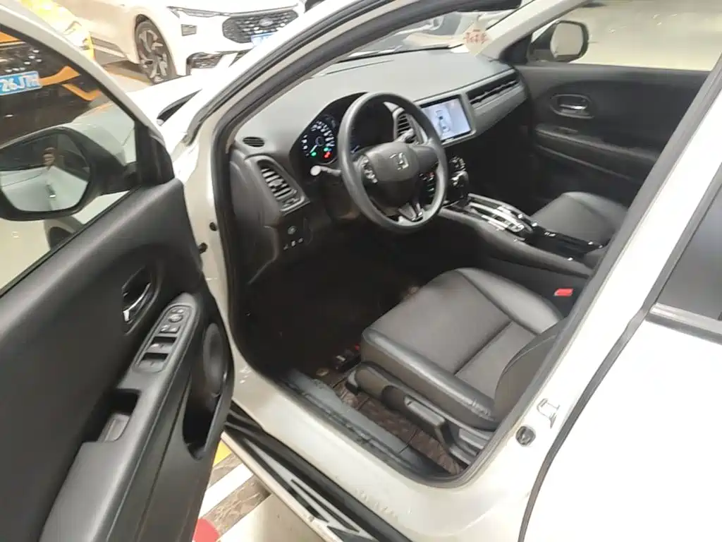 Honda Vezel 2021 — фото 16