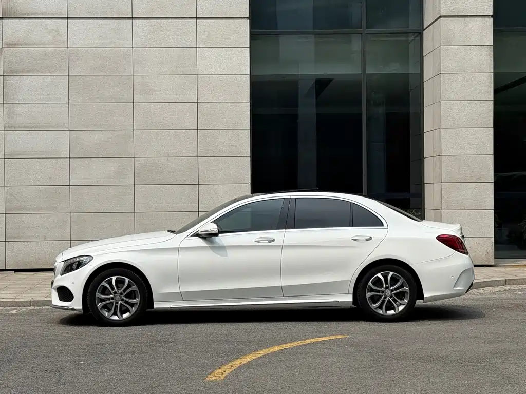 Mercedes-Benz C-Class 2015