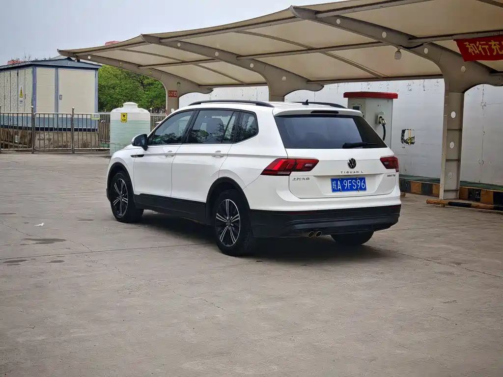 Volkswagen Tiguan L 2021 — фото 6