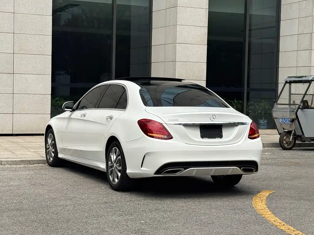 Mercedes-Benz C-Class 2015 — фото 17