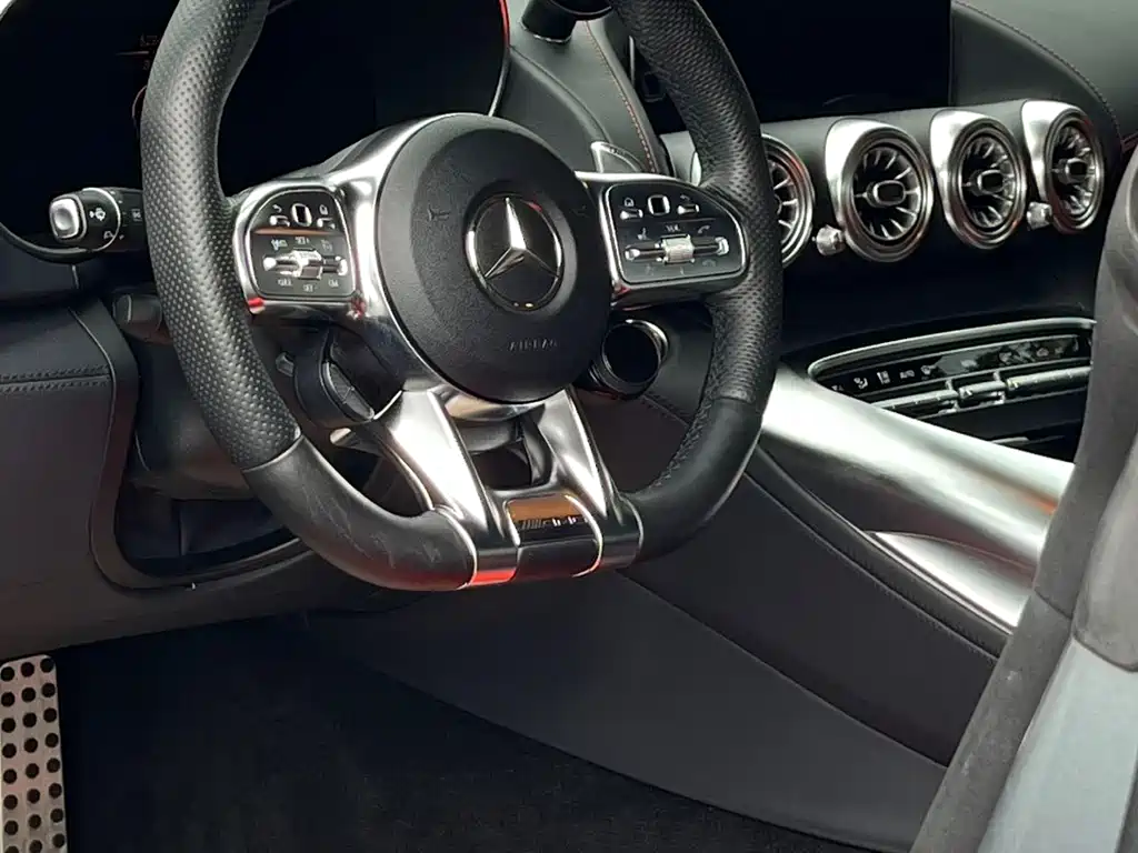 Mercedes-Benz AMG GT 2020 — фото 4