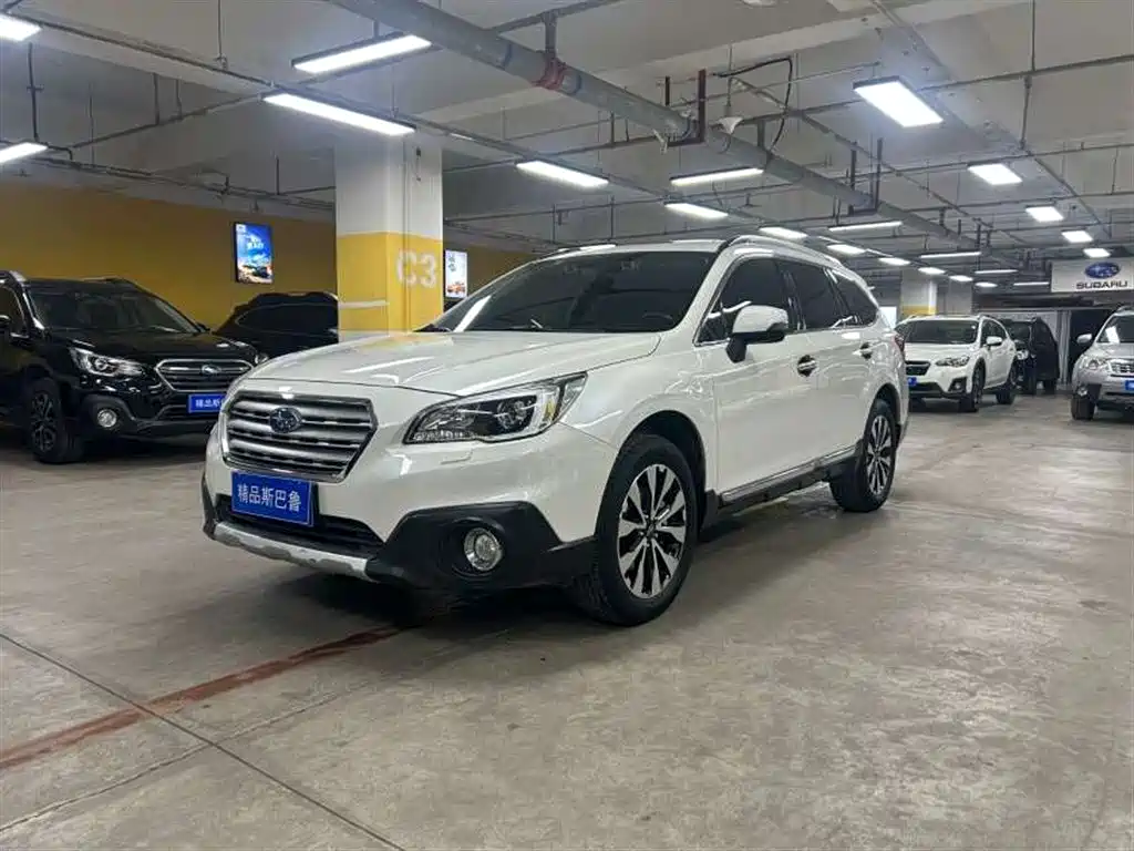 Subaru Outback 2017 — фото 1