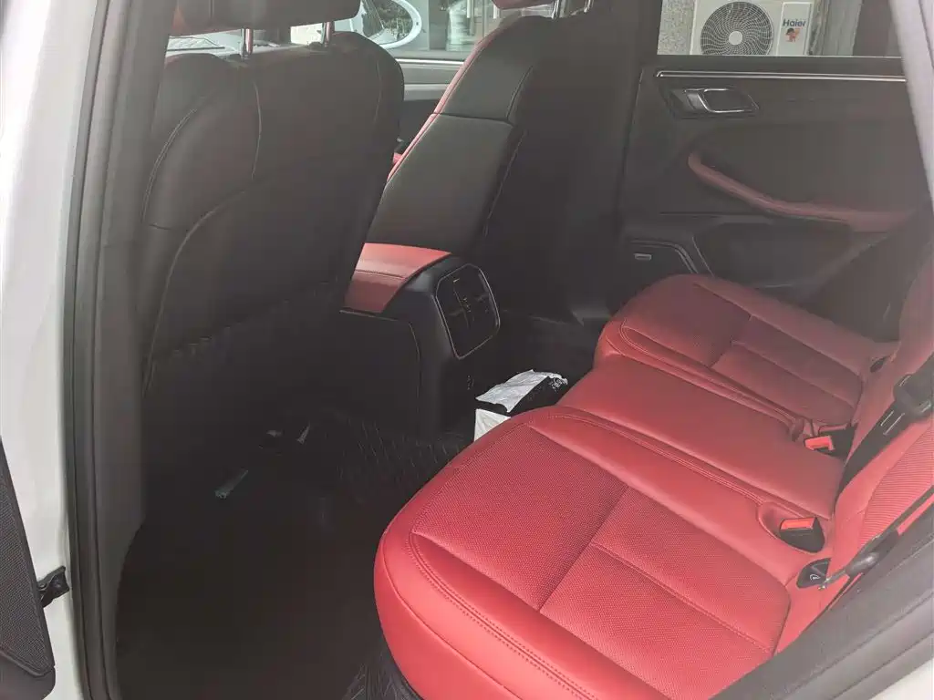 Porsche Macan 2020