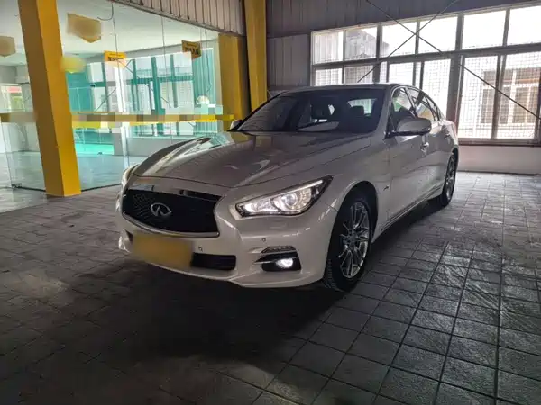 Infiniti Q50L 2018
