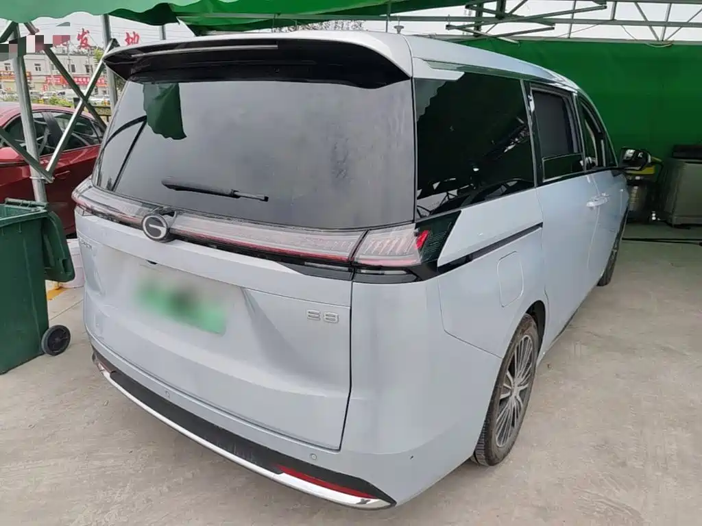 GAC Motor E8 PHEV 2024