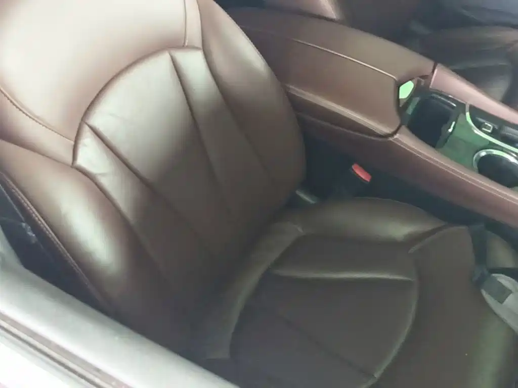 Buick Envision Plus 2015 — фото 25