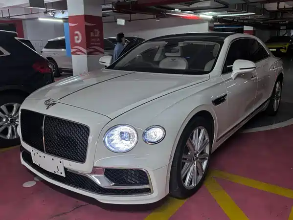 Bentley Flying Spur 2024