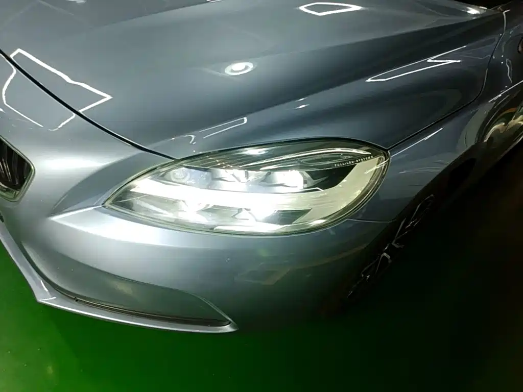 Volvo V40 2019 — фото 24