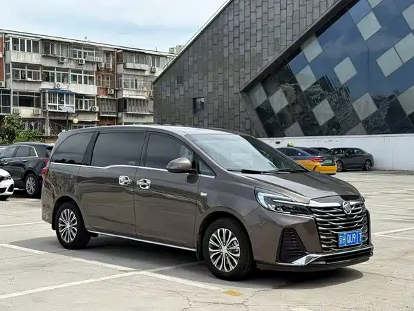 Buick GL8 2023