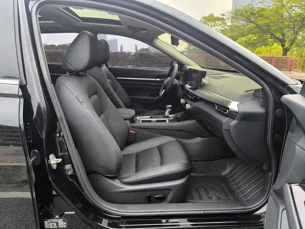 Nissan Teana 2023 — фото 15