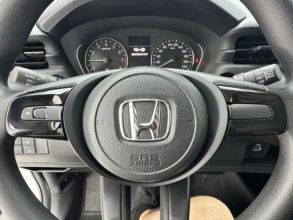 Honda Vezel 2023 — фото 14