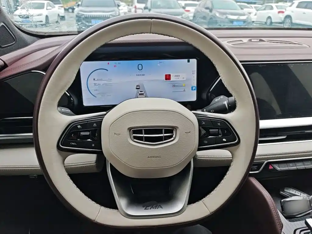 Geely Xingyue L 2022 — фото 11