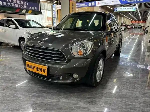 MINI Countryman 2012