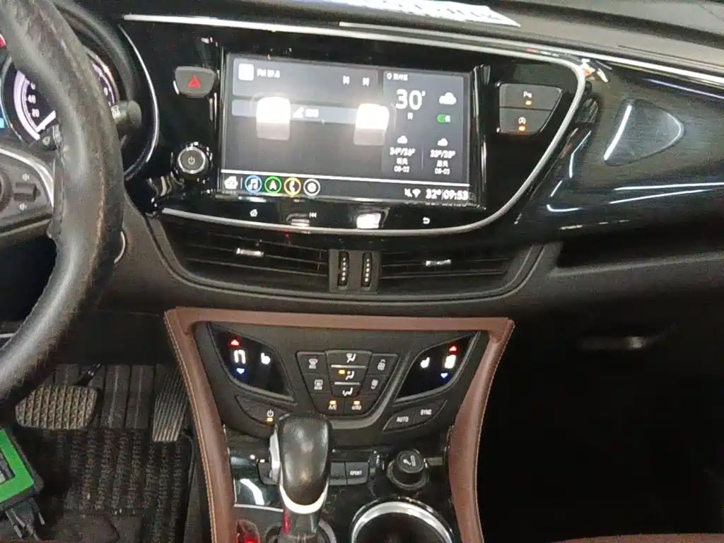 Buick Envision Plus 2021 — фото 13