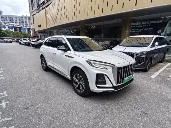 Hongqi HS3 PHEV 2026