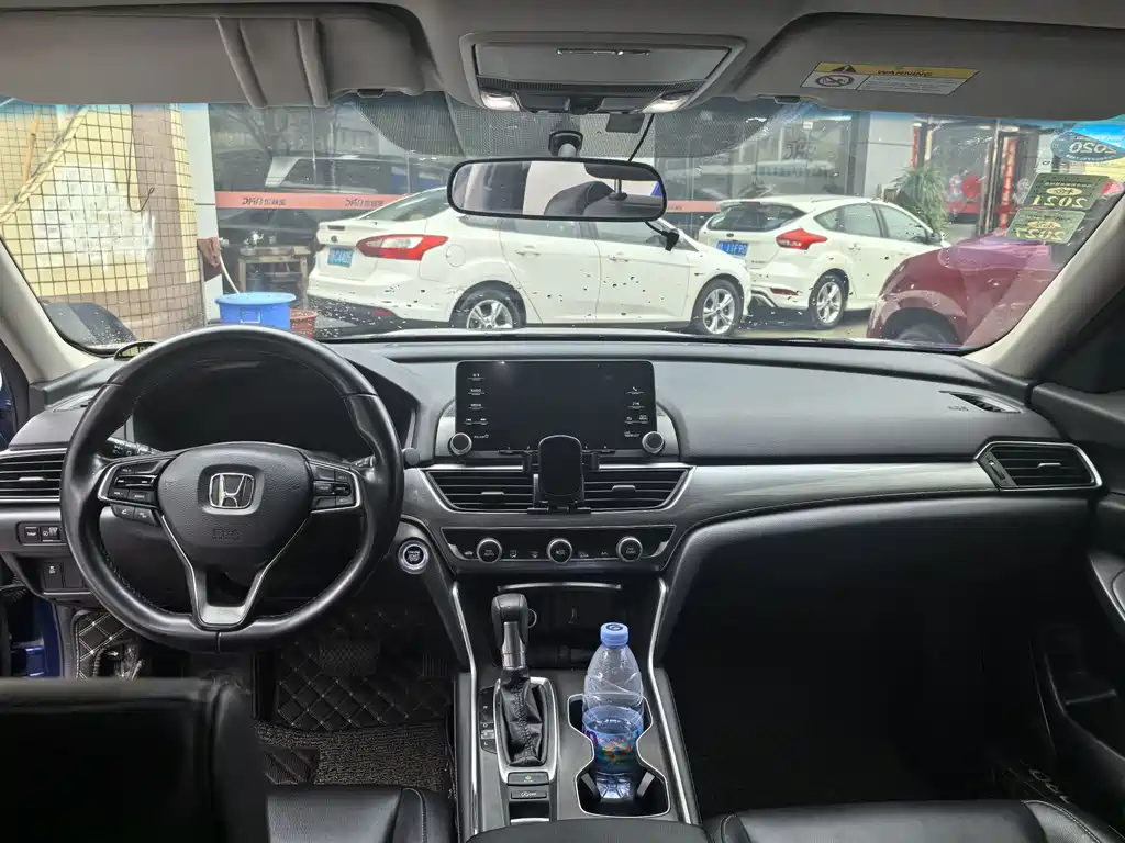 Honda Accord 2019 — фото 4