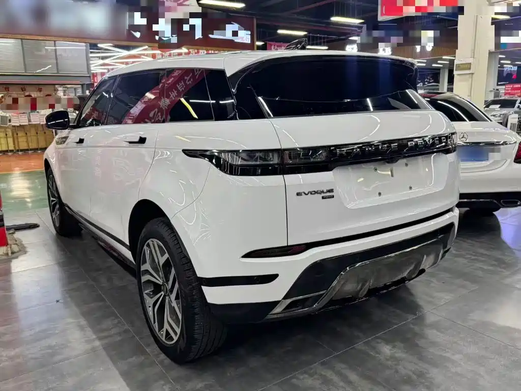 Land Rover Range Rover Evoque 2022 — фото 5