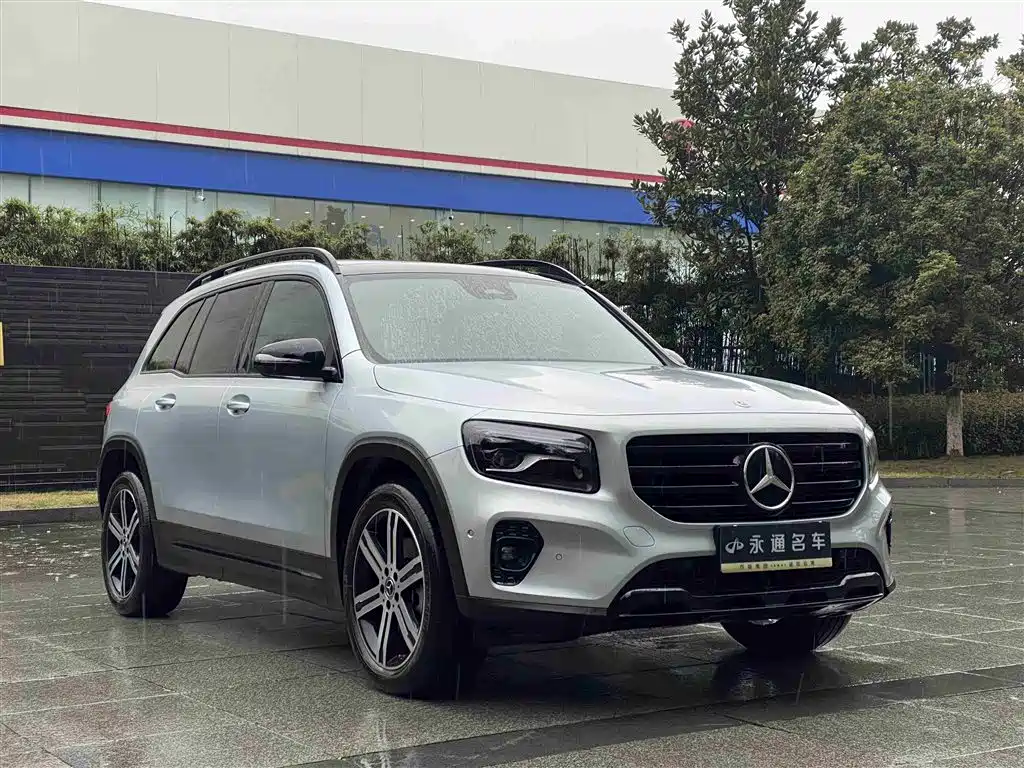 Mercedes-Benz GLB 2023 — фото 3