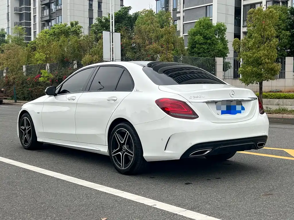 Mercedes-Benz C-Class 2021 — фото 9